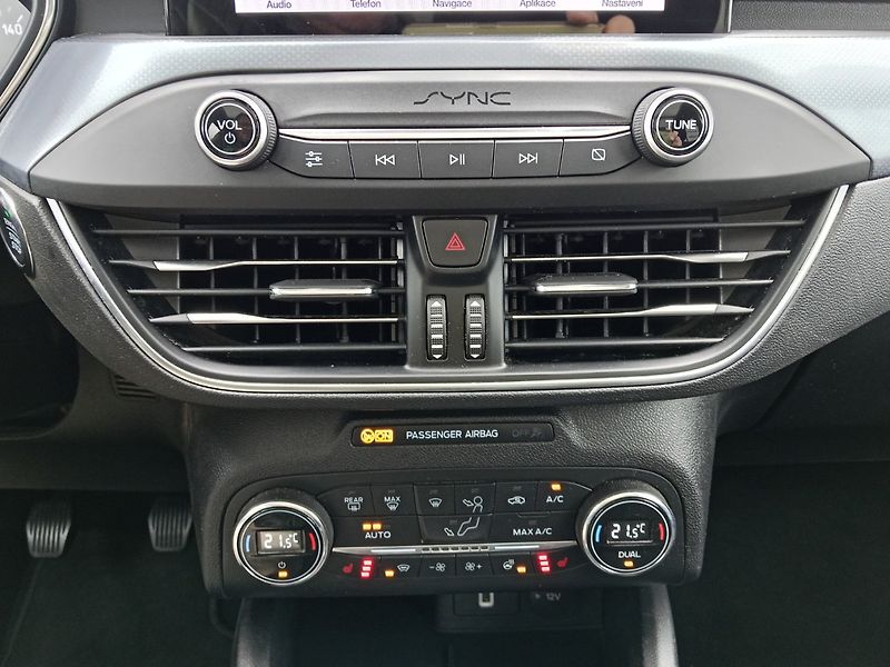 Ford Focus (2019) Active 2.0TDCi 110KW! Tažné! - fotka 15 z 44