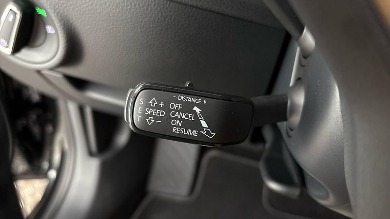 Škoda Superb 2.0 TDI DSG 4x4 L&K - fotka 14 z 32