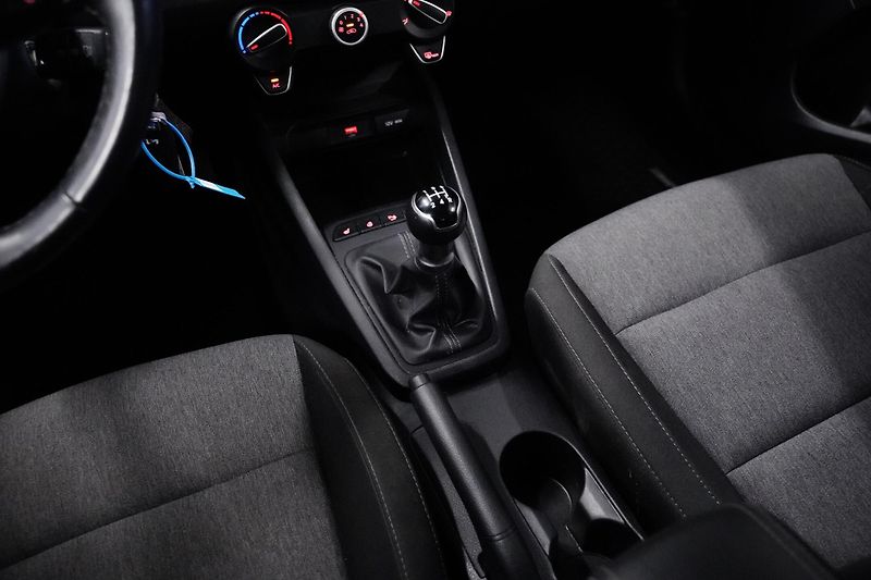 Kia Stonic - fotka 25 z 28