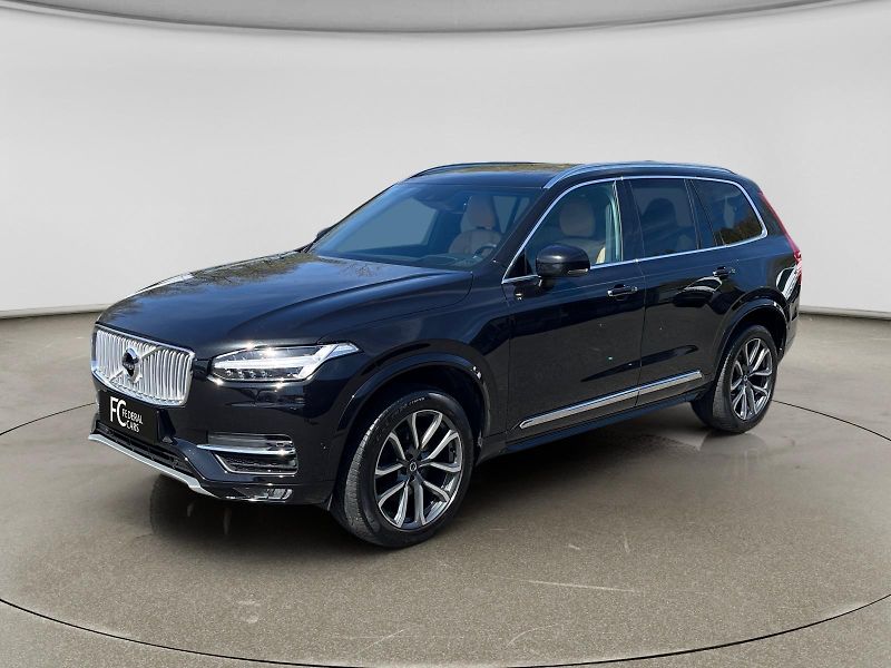 Volvo XC90 D5 AWD VENT // REZERVACE - fotografie inzerátu