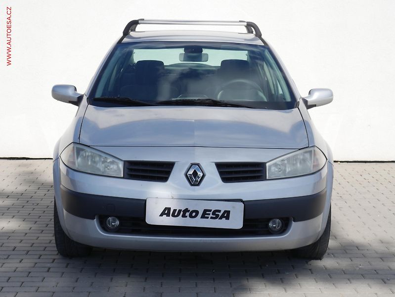 Renault Mégane (2005) 1.5dCi, AC, temp - fotka 2 z 15