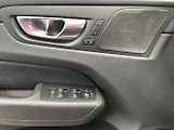 Volvo XC60 2.0 T6 4x4 Recharge Inscriptio - náhled 31