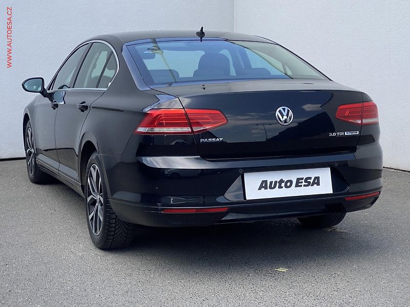 Volkswagen Passat (2015) 2.0TDi, ČR, AC, kamera - fotka 6 z 18
