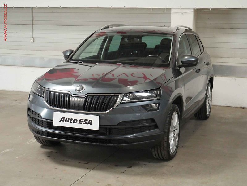 Škoda Karoq (2017) 2.0 TDi 4x4, 1.maj,ČR, LED - fotka 3 z 22