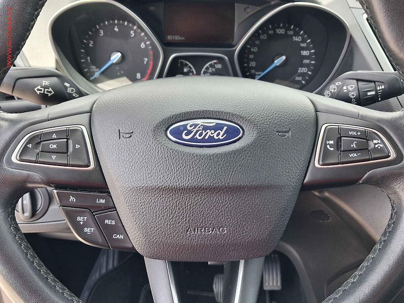 Ford Grand C-MAX (2016) 1.5 EB, 1.maj,ČR, servis - fotka 17 z 21