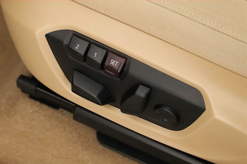 BMW X3 (2015) xDrive20i, 4X4, Automat - fotka 18 z 19