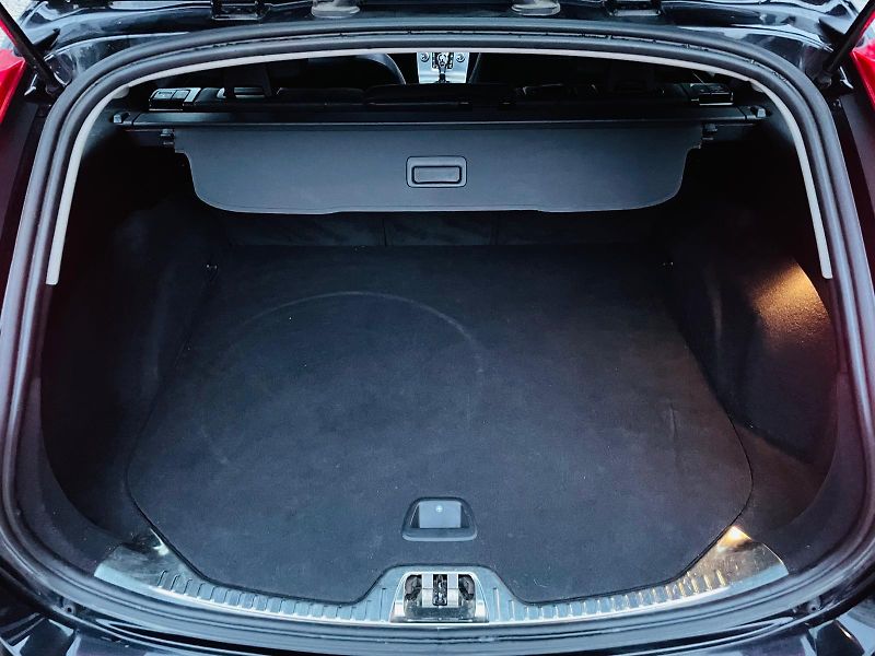 Volvo V60 2.4D4 5V AUTOMAT KAMERA TAŽNÉ - fotka 19 z 50