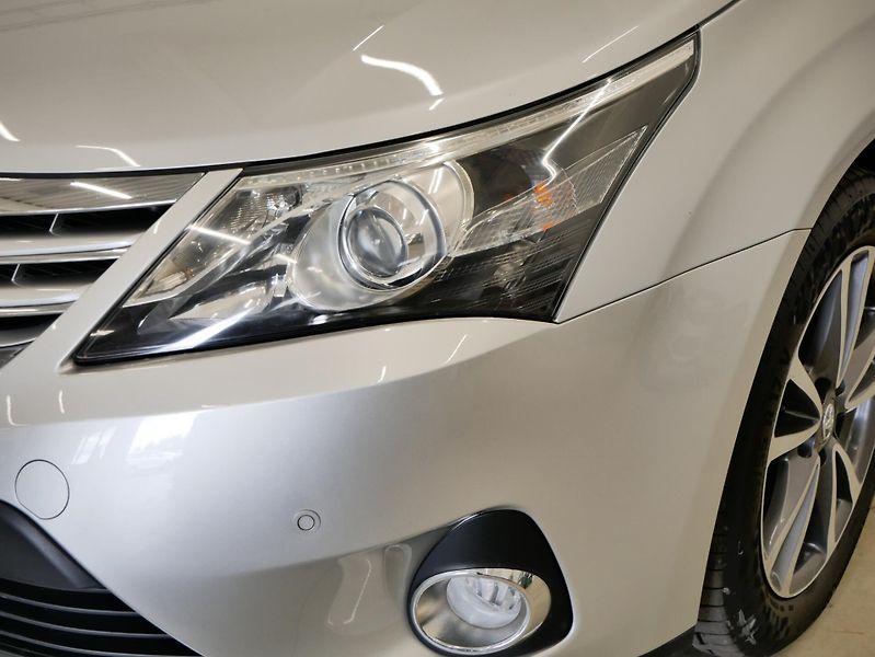 Toyota Avensis - fotka 9 z 24