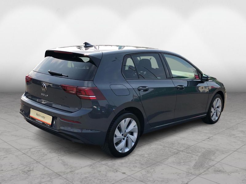Volkswagen Golf 1.5 TSi LIFE - fotka 2 z 28