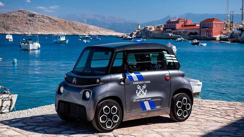 Elektromobily ve služně na ostrově Chalki
