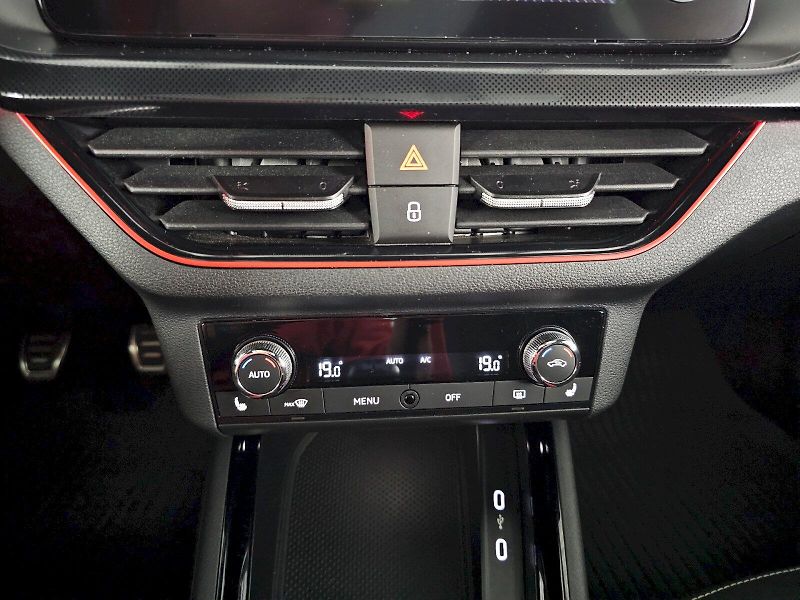 Škoda Scala (2021) 1.5TSi 110kW 6MT MONTE CARLO - fotka 27 z 33