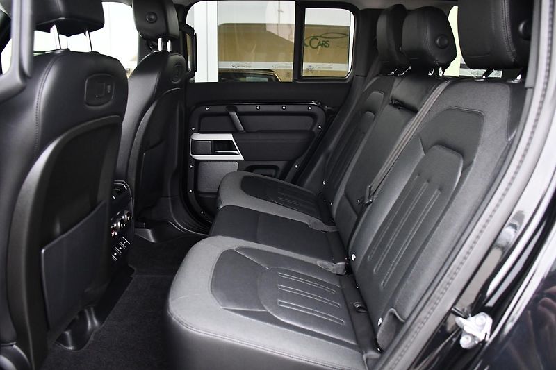 Land Rover Defender 110S D240 AWD MERIDIAN ČR - fotka 19 z 45