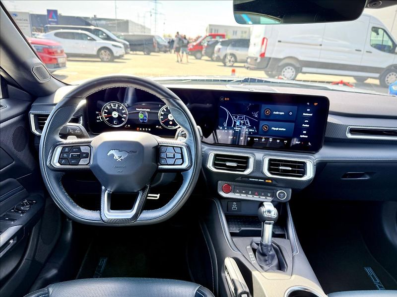 Ford Mustang 5,0 V8 328kW GT California AUT - fotka 23 z 51