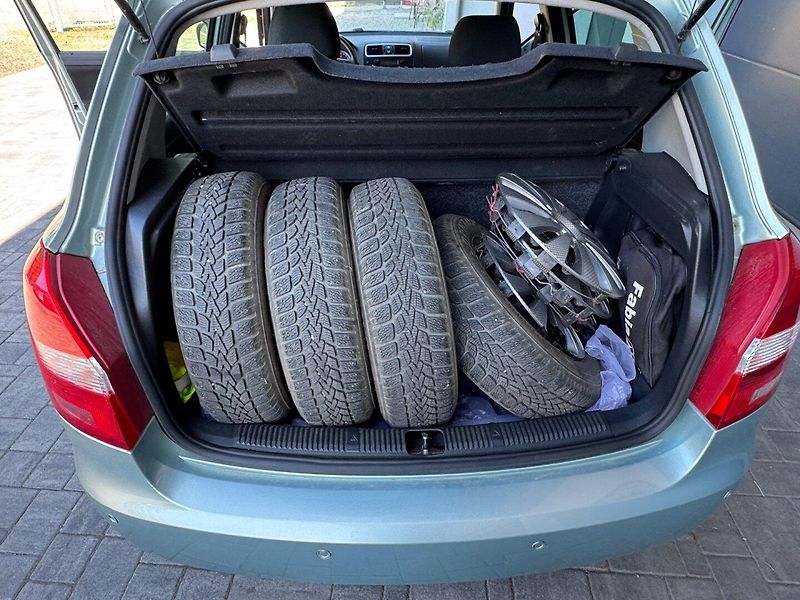 Škoda Fabia (2010) 1.2 HTP - fotka 22 z 25