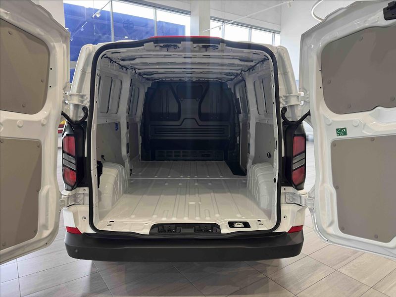 Ford Transit Custom (2025) 2,0 EcoBlue 100 kW/136 koní, 6 - fotka 12 z 15