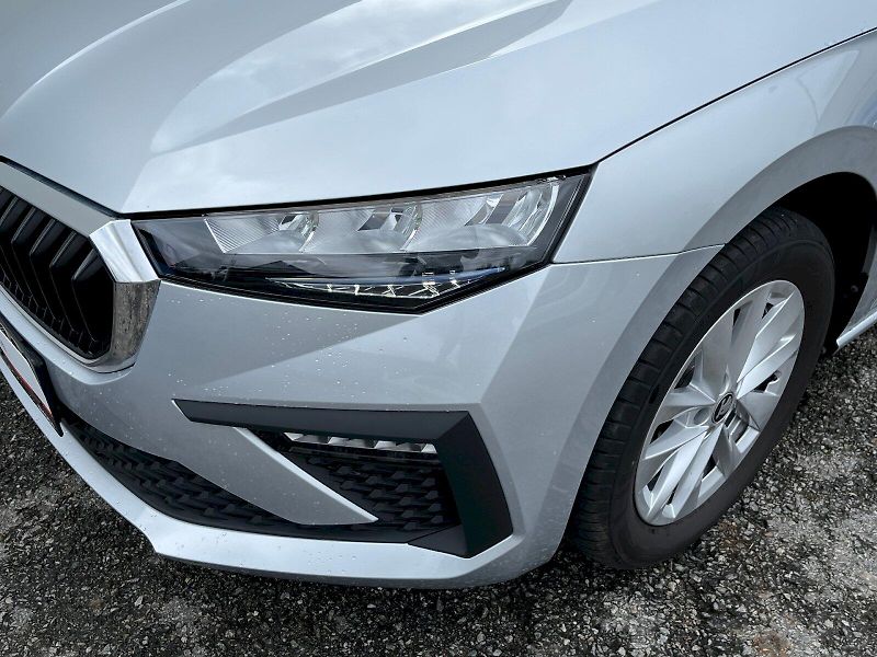 Škoda Scala (2025) 1.0 TSI 85kW Top Selection - fotka 7 z 26