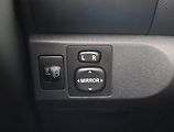 Toyota Yaris (2007) 1.3 VVT-i, Automat - náhled 17