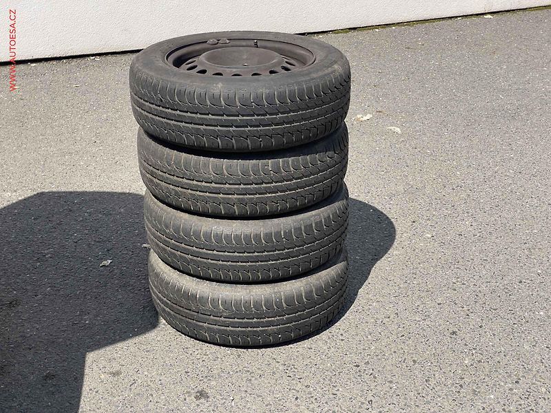 Renault Thalia (2006) 1.4i, ČR, AC - fotka 16 z 16