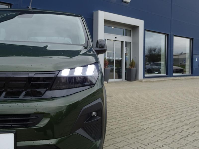 Peugeot Rifter ALLURE BlueHDi 100 MAN6 - fotka 5 z 32