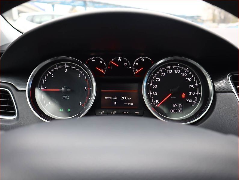 Peugeot 508 (2013) 2.0 HDi, Serv.kniha, Navi - fotka 9 z 19