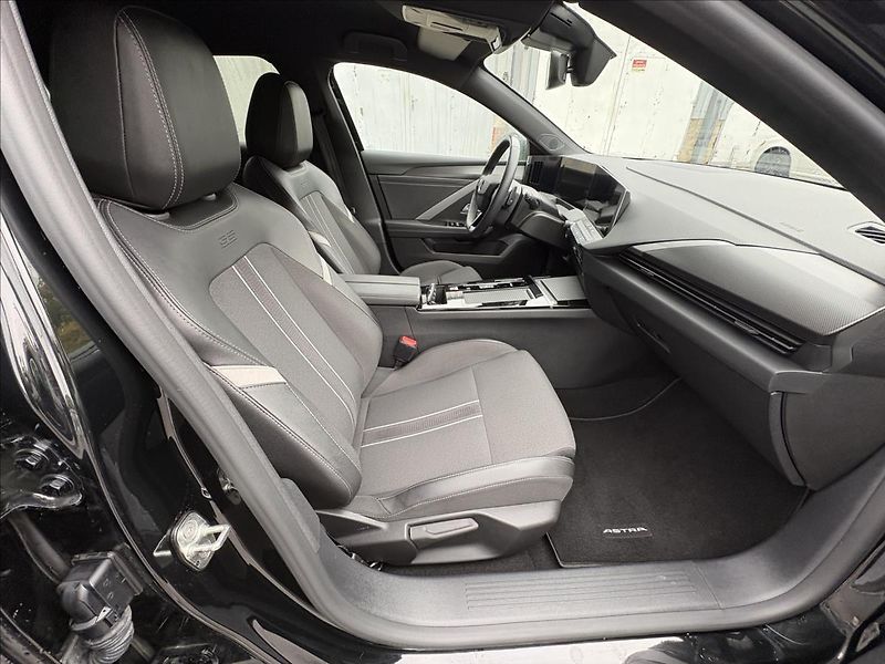 Opel Astra 1,5 CDTi96kW GS,DPH,Bohatá výb - fotka 36 z 49