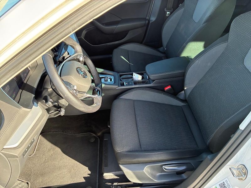 Škoda Octavia (2023) AMBITION 1.5e-TEC 110kW DSG CZ - fotka 7 z 11