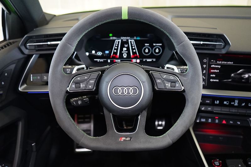 Audi RS 3 Sportback,Quattro, Matrix, B&O - fotka 23 z 44