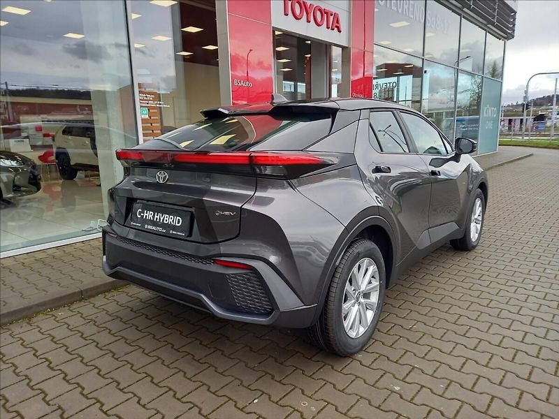 Toyota C-HR 1,8 Comfort - fotka 4 z 14