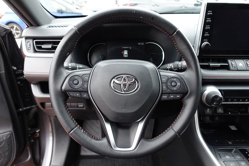 Toyota RAV4 2,5 PHEV Plug-in Comfort 4x4 - fotka 19 z 35