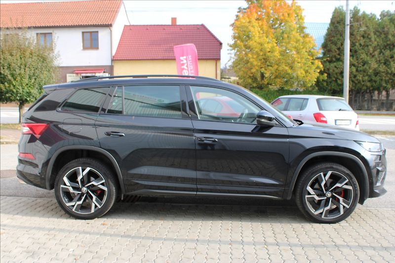 Škoda Kodiaq 2,0 TSI RS 4x4 DSG 1.majitel - fotka 3 z 4