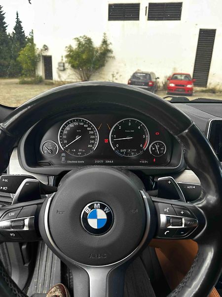 BMW X6 (2016) - fotka 14 z 14