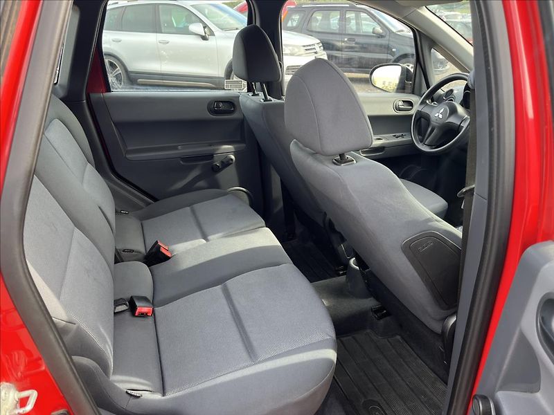Mitsubishi Colt 1,1 i KLIMA SERVIS STK 10/28 - fotka 12 z 29