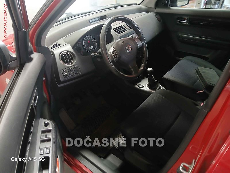 Suzuki Swift (2007) 1.4, AC, výhřev sed - fotka 3 z 3