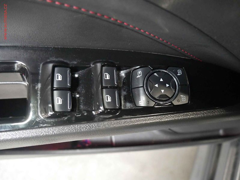 Ford Mondeo (2019) 2.0TDCi, AT, navi, LED - fotka 22 z 23