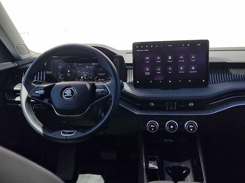 Škoda Superb (2024) Selection 2,0 Tdi 110 Kw DSG - fotka 6 z 38