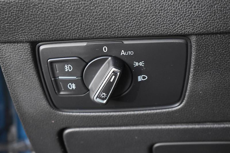 Volkswagen Passat Variant (2023) 1.5TSI 110kW, LED, tažné - fotka 17 z 24