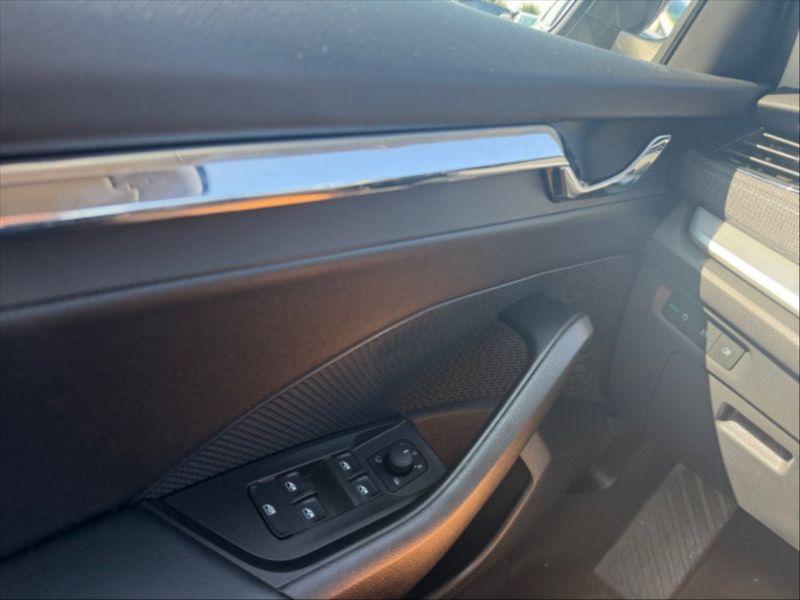 Škoda Octavia 2,0 TDI 85 Ambition DSG - fotka 10 z 10