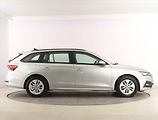 Škoda Octavia (2023) Ambition 2.0 TDI, digi klima - náhled 6