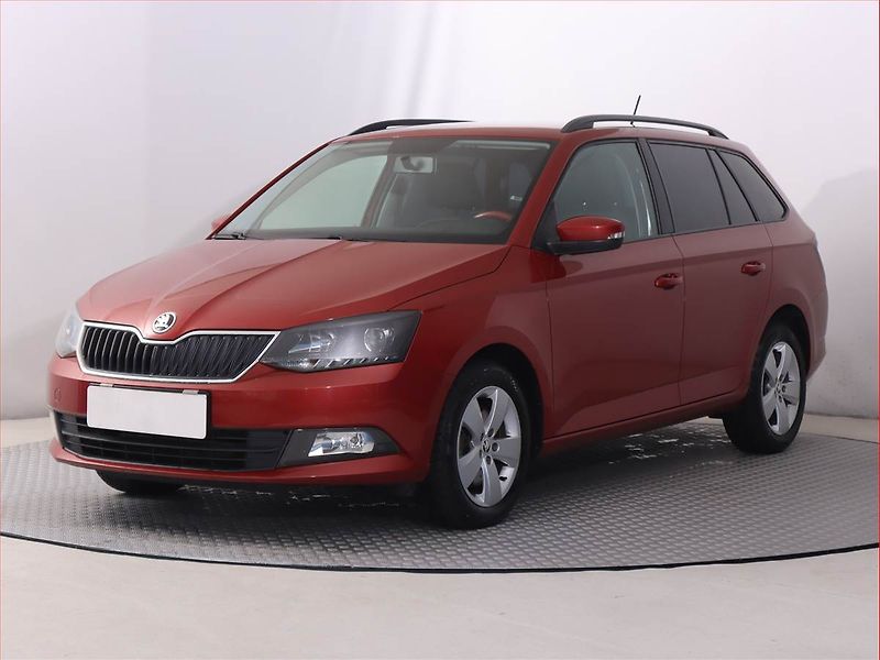 Škoda Fabia (2016) Ambition 1.2 TSI, Serv.kniha - fotka 2 z 16