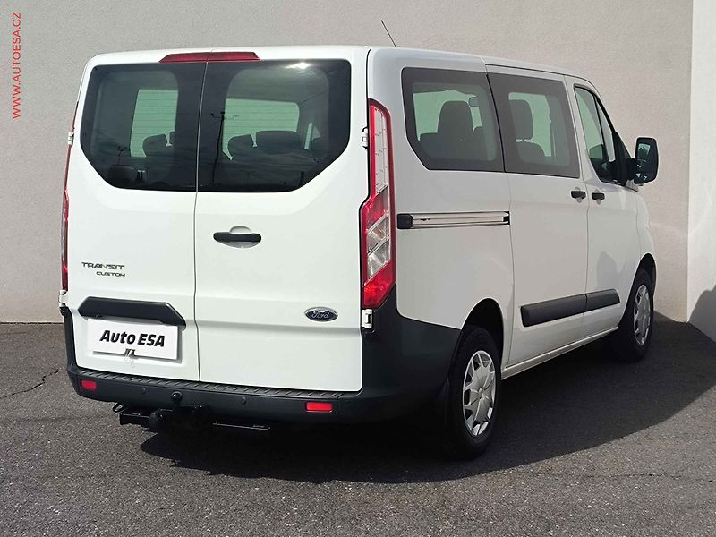 Ford Transit Custom (2017) 2.0TDCi 9míst, TREND, AC - fotka 4 z 20