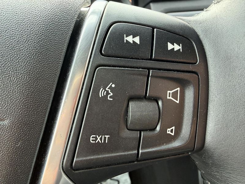 Volvo V70 2.0 D4 POLESTAR NAVI ROZVODY - fotka 20 z 46