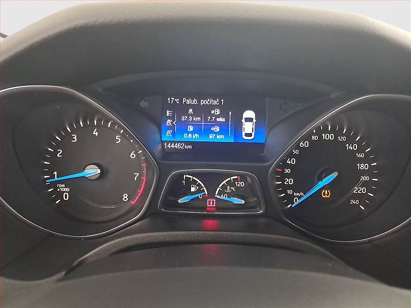 Ford Focus (2016) 1.0 EcoBoost, Serv.kniha - fotka 11 z 14