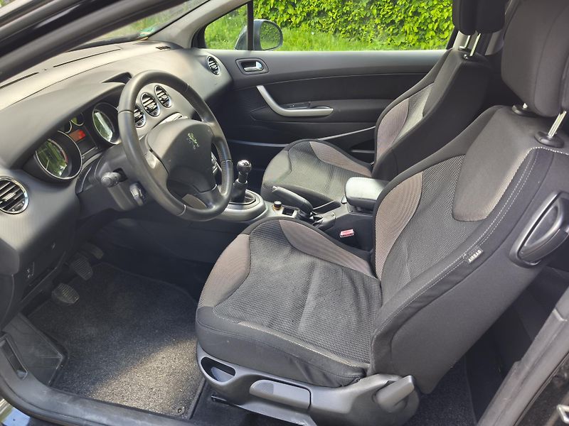Peugeot 308 1.6 16v Platinum - fotka 16 z 21