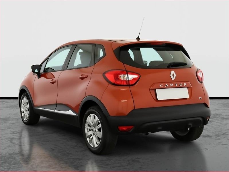Renault Captur (2014) 1.2 TCe, Automat, ČR,1.maj - fotka 4 z 16