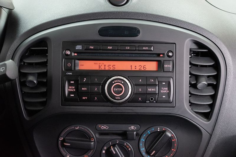 Nissan Juke 1.6i 69kW *KLIMA*ČR* - fotka 20 z 29