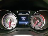 Mercedes-Benz GLA (2014) 220 CDI 4MATIC, 4X4 - náhled 11