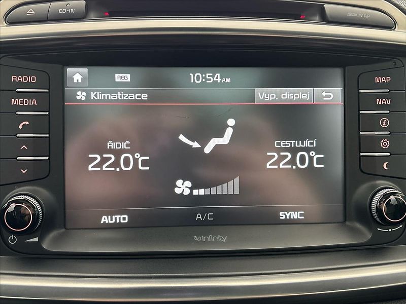 Kia Sorento Exclusive 6AT 4x4 2,2 CRDi - fotka 10 z 42