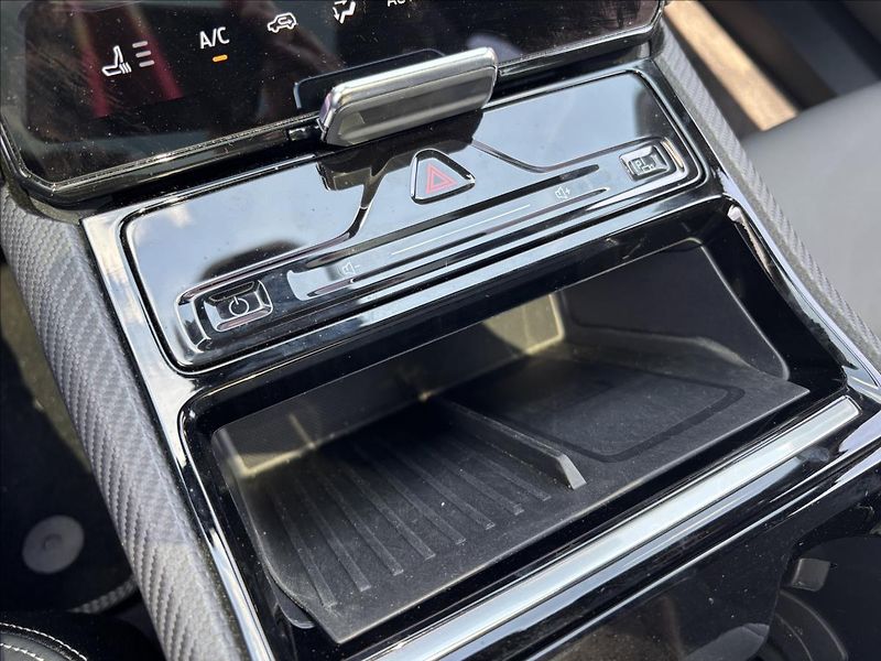 Ford Capri 0,0 Premium 79kWh AWD Panorama - fotka 32 z 42