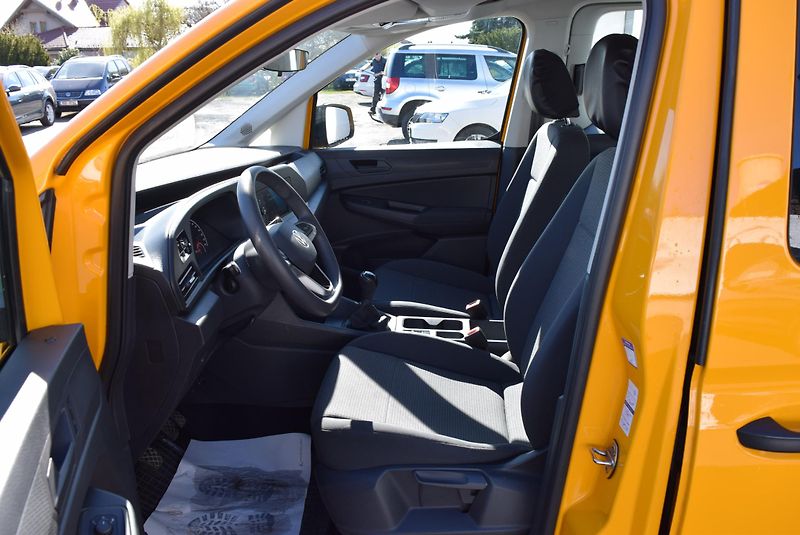 Volkswagen Caddy (2021) 2.0TDI 90kw TRENDLINE TAŽNÉ - fotka 19 z 39