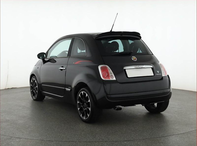 Fiat 500 (2010) 0.9 TwinAir, Serv.kniha - fotka 4 z 13